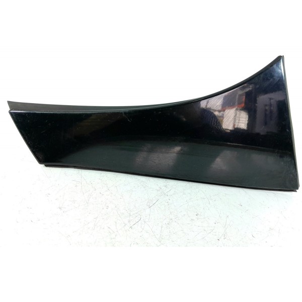 Moldura Tampa Traseira Mercedes Gla200 Dir 14/19 A1567900488