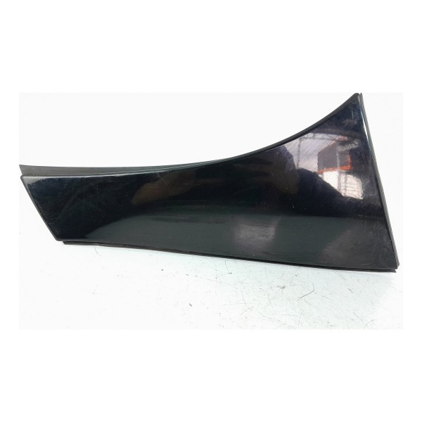 Moldura Tampa Traseira Mercedes Gla200 Dir 14/19 A1567900488