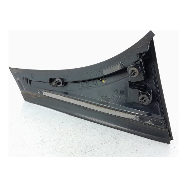 Moldura Tampa Traseira Mercedes Gla200 Esq 14/19 A1567900388