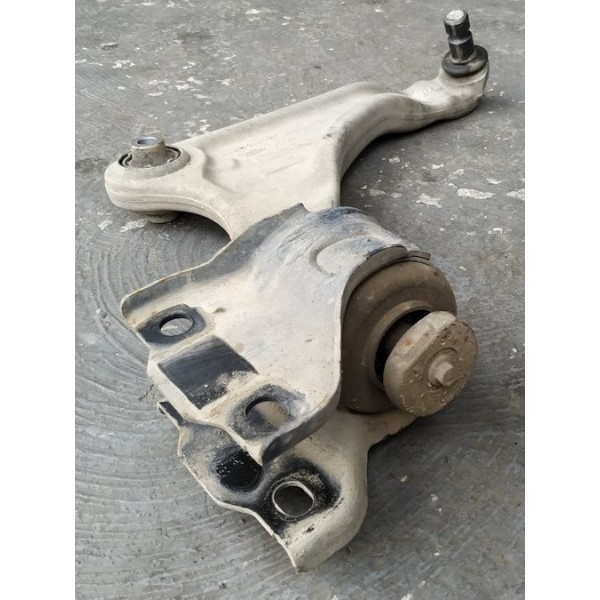 Balança Bandeja Evoque Direita 2011/2018 Bj323a052