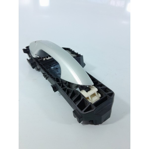 Macaneta Externa Mercedes C180 Dianteira E 08/15 A2047601534 Cinza Dianteira