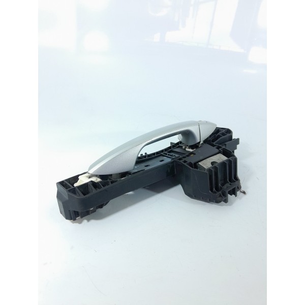 Macaneta Externa Mercedes C180 Dianteira E 08/15 A2047601534 Cinza Dianteira