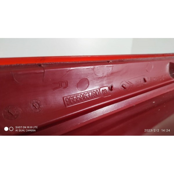 Lanterna Tampa Citroen C4 Hatch Direita 2009 A 2015 Orig Direito/passageiro Vermelho