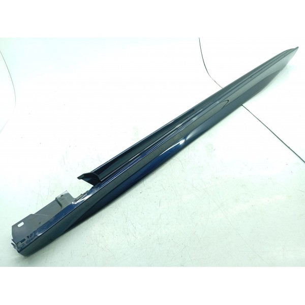 Spoiler Lateral Mercedes C200 C300 Esq 2022/25 A20066982300 Azul-marinho