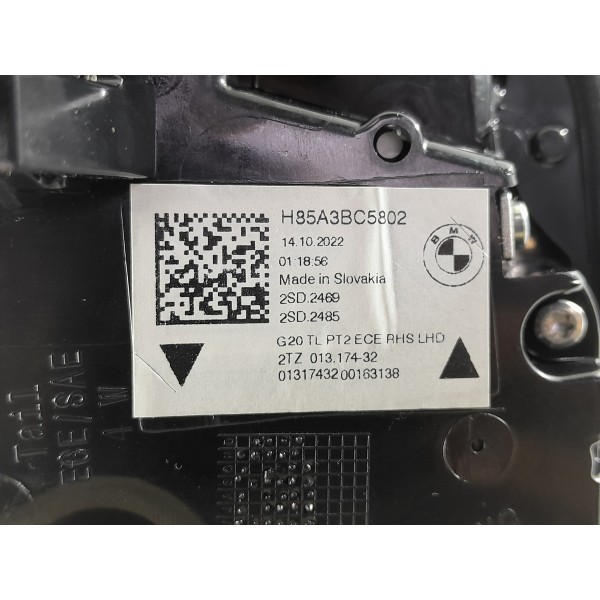 Lanterna Bmw 320i Tampa Direita Led 2019/2025 H85a3bc5802 Direito/passageiro Vermelho