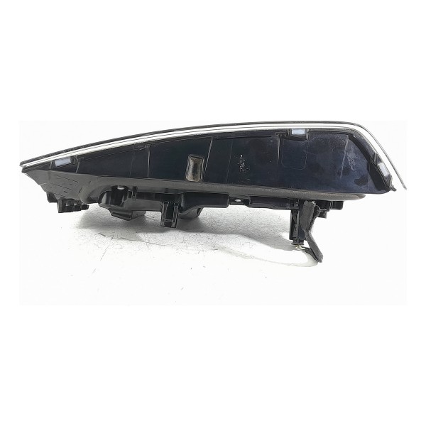 Lanterna Bmw 320i Tampa Direita Led 2019/2025 H85a3bc5802 Direito/passageiro Vermelho