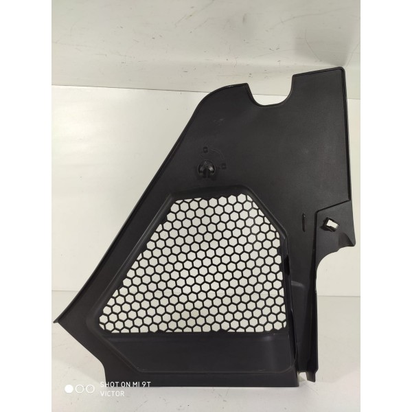 Canto Churrasqueira Bmw 320 330 Dir G20 2019/25 51717427847 Preto