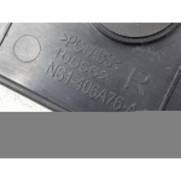 Moldura Tampa Traseira Territory Direita 24/25 Ns1406a76aa Preto