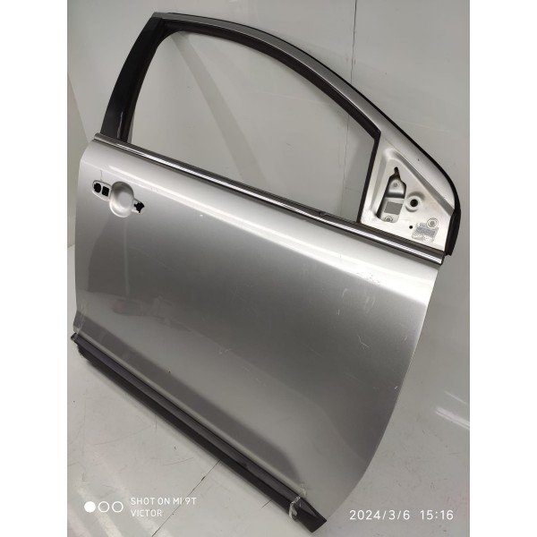 Porta Ford Edge Dianteira Direita 2009/2014 Lisa Dianteira Direita Prateado