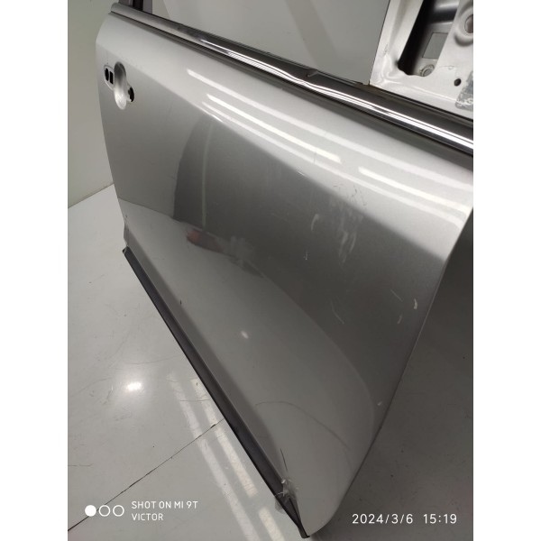 Porta Ford Edge Dianteira Direita 2009/2014 Lisa Dianteira Direita Prateado