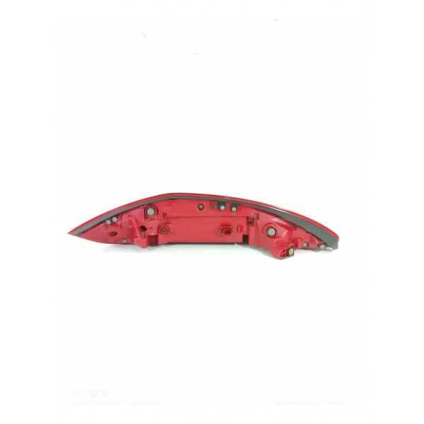 Lanterna Direita Porsche Panamera 2014 2015 2016 97063143204 Direito/passageiro Vermelho