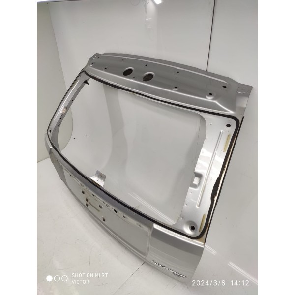 Tampa Traseira Ford Edge 2009/2014 Lisa Prateado