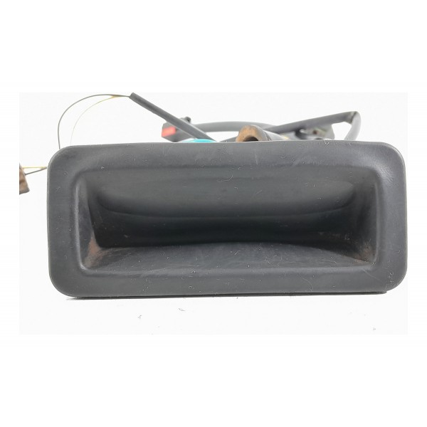 Macaneta Tampa Traseira Freelander 2 2007/2015 Yuz500020