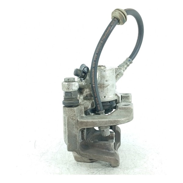 Pinca Bmw 320 G20 Traseira Esquerda 2019 2020/2025 Original