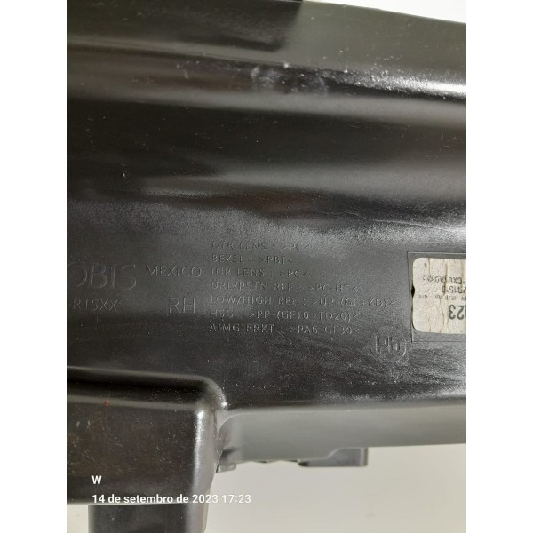 Farol Direito Hb20 2023/2025 Completo 92101r16xx Direito/passageiro