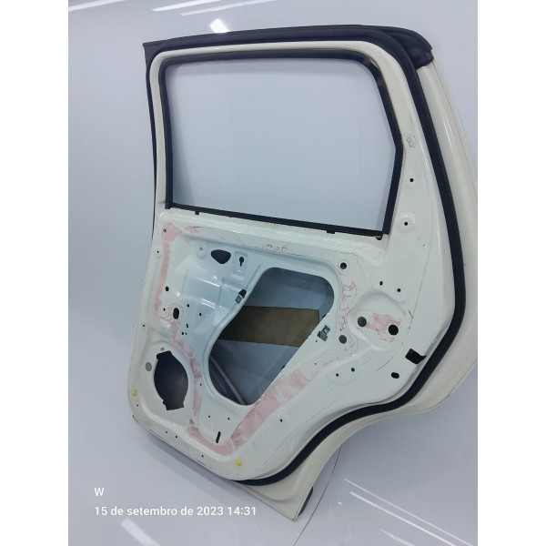 Porta Traseira Direita Spin Activ  2015/2018 Traseira Direita Bege