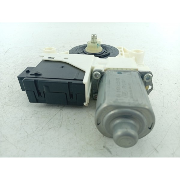 Motor Maquina Vidro Toro Diant Direito 2016/2021 C61643101