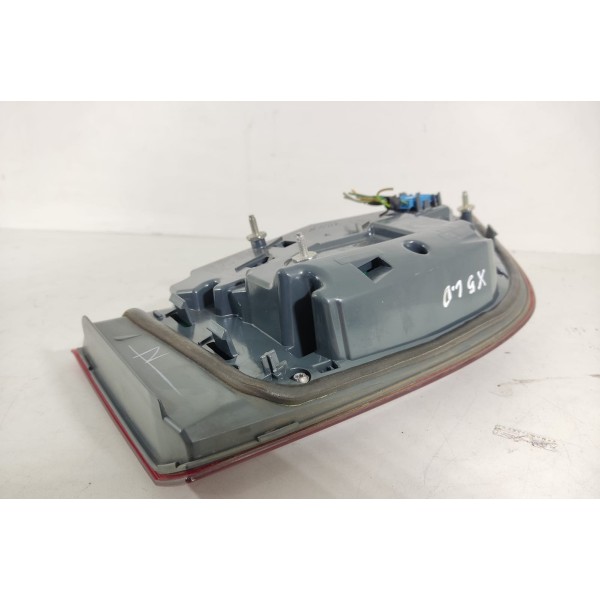 Lanterna Tampa Traseira Bmw X5 Direita 2014/2018 7301272