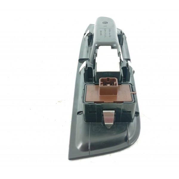 Botao Comando Vidro Toro Diant Direito 2016/2021 01002316510