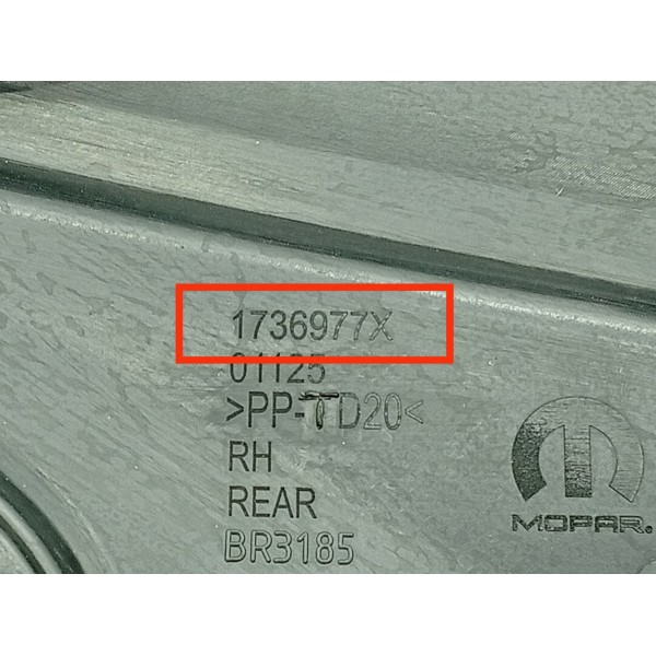 Forro Porta Fiat Toro Traseira Direita 2016/21 Det 1736976x Preto