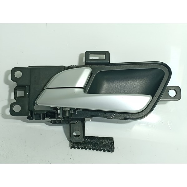 Macaneta Interna Hyundai Creta Tras Esquerda 17/21 83613c900 Preto Traseira