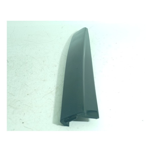 Acabamento Rack Hyundai Creta Tras Direito 17/21 87293m4000 Preto