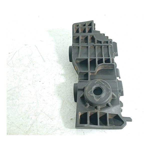 Suporte Guia Parachoque Creta Diant Esq 17/21 86513m4000