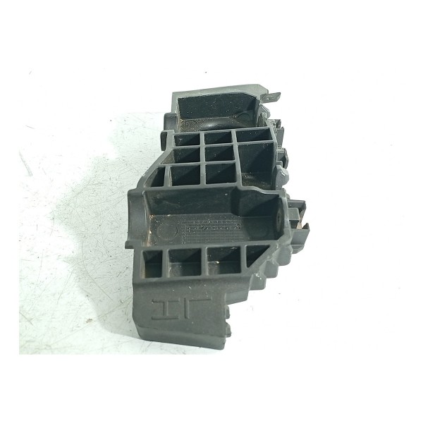 Suporte Guia Parachoque Creta Diant Esq 17/21 86513m4000