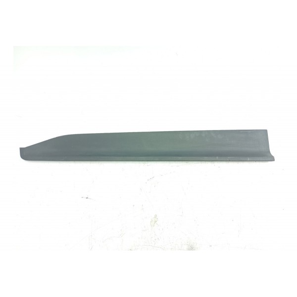 Friso Moldura Porta Creta Diant Esq 2017/2021 Det 87721m4000 Preto