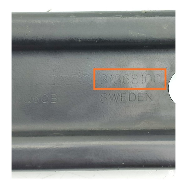 Travessa Radiador Volvo S60 V60 Xc60 2014/2018 Det 31368100