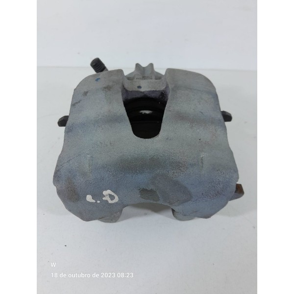 Pinca Virtus Polo Virtus Dianteira Direita 2018/2024