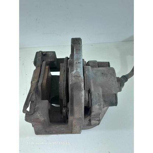 Pinca Bmw 118 120i Dianteira Direita 2005/2010