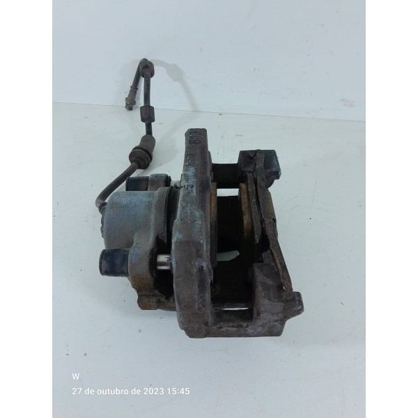 Pinca Bmw 118 120i Dianteira Esquerda 2005/2010