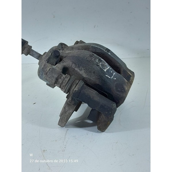Pinca Bmw 118 120i Traseira Direita 2005/2010