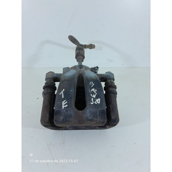 Pinca Bmw 118 120i Traseira Esquerda 2005 A 2010