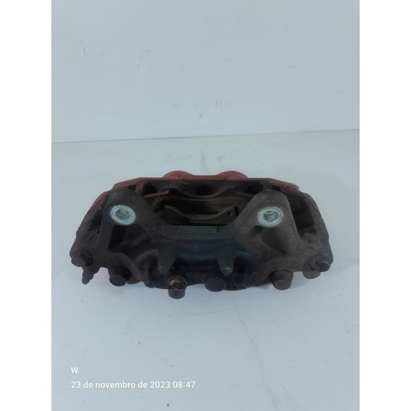 Pinca Pajero Full Dianteiro Esquerda 2006 A 2016