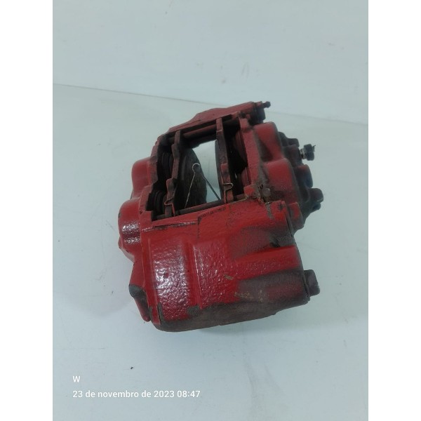 Pinca Pajero Full Dianteiro Esquerda 2006 A 2016