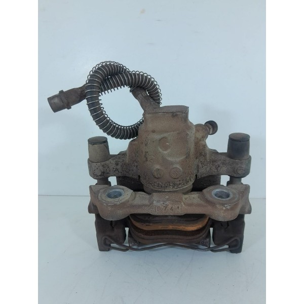 Pinca Mercedes C180 C200 Traseira Esquerda 2008/2014