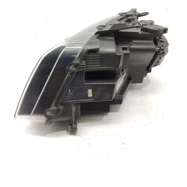 Farol Amarok V6 Direito 2017/2023 Sem Recuperaçoes Direito/passageiro