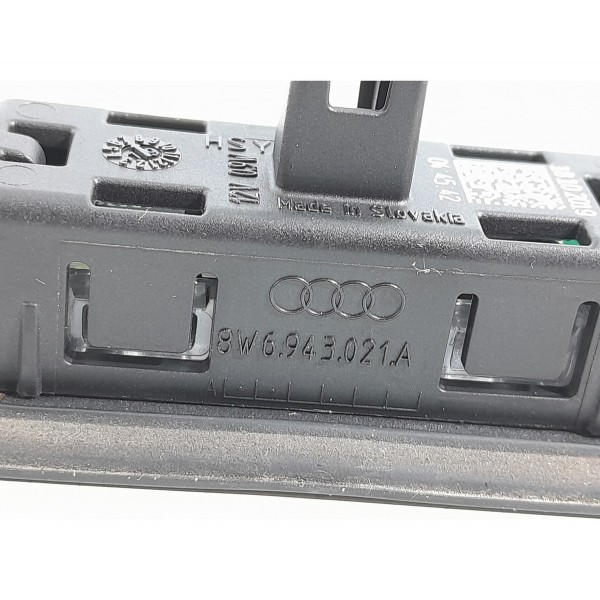 Luz Placa Led Audi Q5 2018 2019 2020 8w6943021a Orig