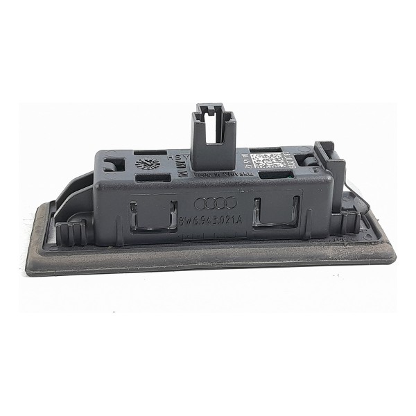 Luz Placa Led Audi Q5 2018 2019 2020 8w6943021a Orig