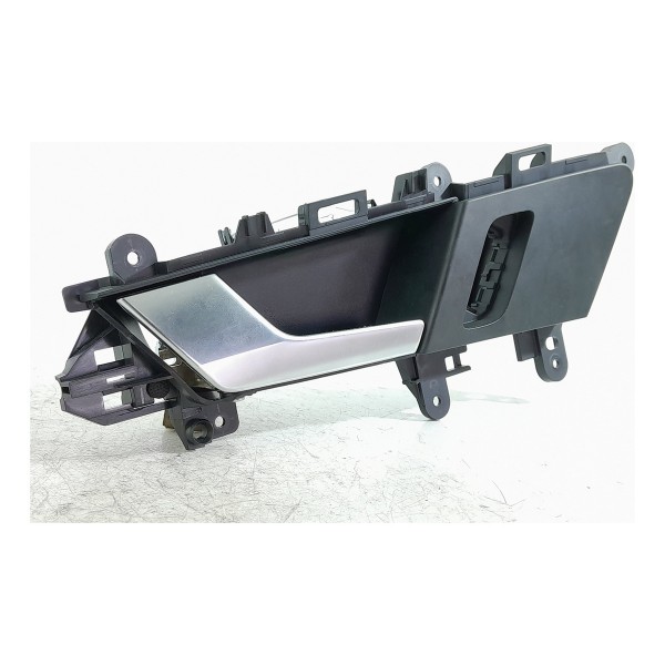 Macaneta Interna Audi Q5 Dianteira Esquerda 17/20 80a837019 Preto Dianteira