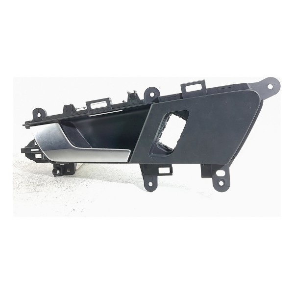 Macaneta Interna Audi Q5 Dianteira Esquerda 17/20 80a837019 Preto Dianteira