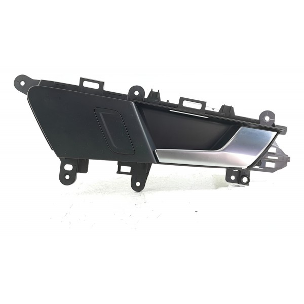 Macaneta Interna Audi Q5 Dianteira Direita 17/20 80a837020 Preto Dianteira