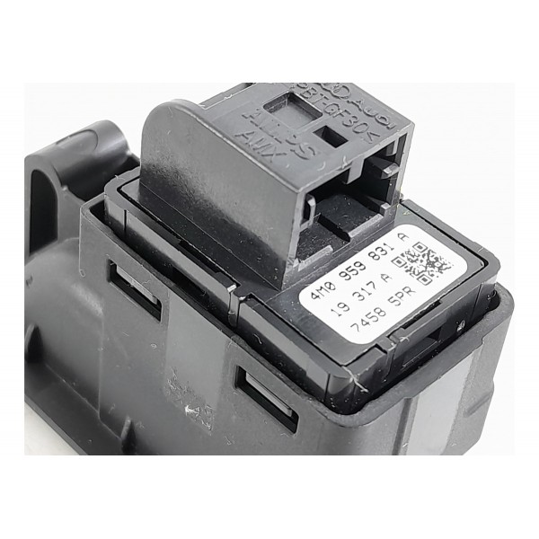 Botao Abertura Porta Mala Audi Q5 A4 A5 2017/2020 4m0959831a