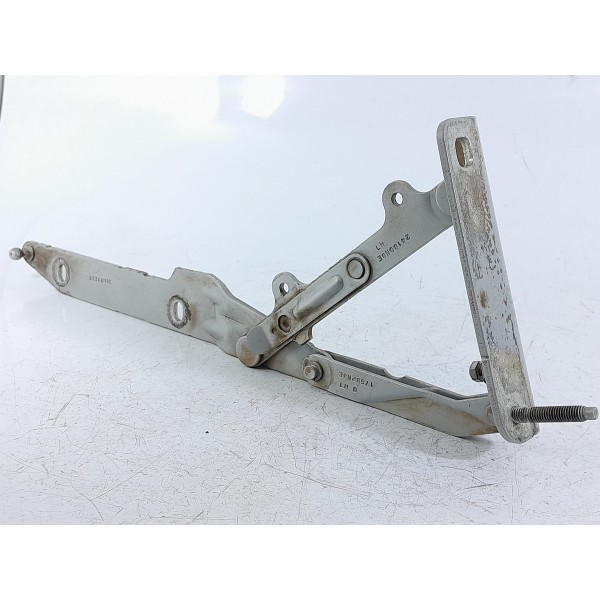 Dobradica Esquerda Capo Discovery 3 4 2008/2015 Bk3780031