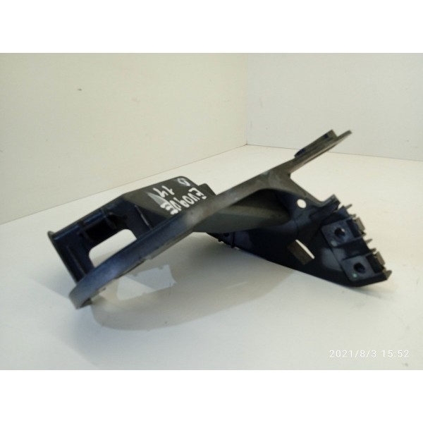 Suporte Guia Paralama Evoque Dir 2011 2012/2019 Bj3216a142aa