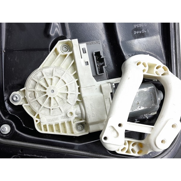 Maquina Vidro Discovery 3 E 4 Dianteir Esq 08/15 D2r5a994730 Preto