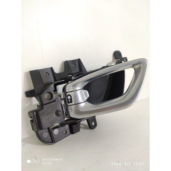 Macaneta Interna Compass Traseira Esquerd 2022/2025 51601000 Prateado Traseira