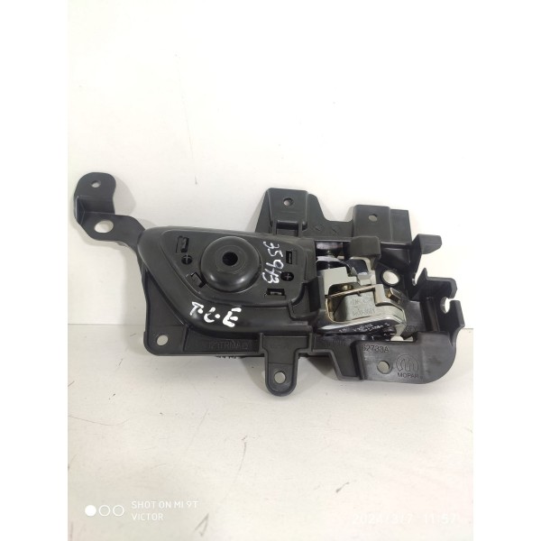 Macaneta Interna Compass Traseira Esquerd 2022/2025 51601000 Prateado Traseira